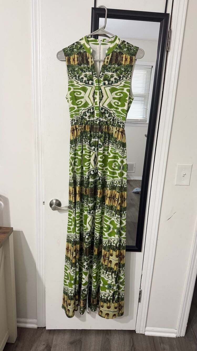 Alice + Olivia Sleeveless Garden Print Maxi Dress Size 2